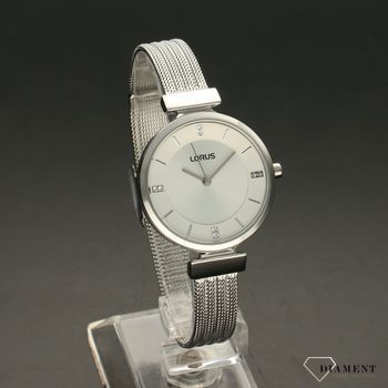Zegarek damski w klasycznym wydaniu o barwie srebrnej to świetny dodatek do wielu stylizacji. Zegarek to świetny pomysł na prezent. Zapraszamy! (2).jpg