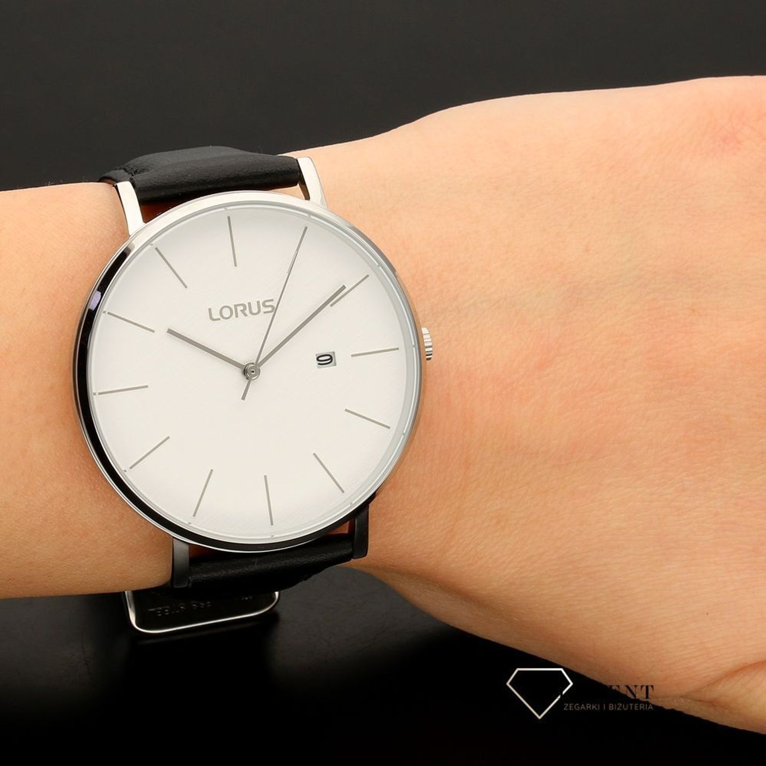 Zegarek męski Lorus Classic RH905LX9.jpg