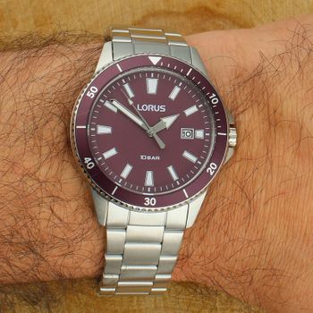 Zegarek męski Lorus Classic RH905SX9 kwarcowy z fioletową tarczą i stalową bransoletą męski.jpg