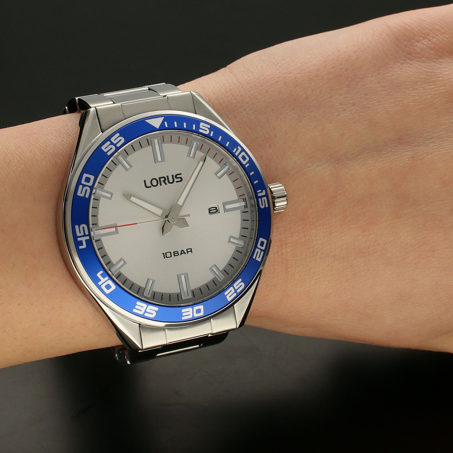 Zegarek męski na bransolecie Lorus RH939NX9.jpg