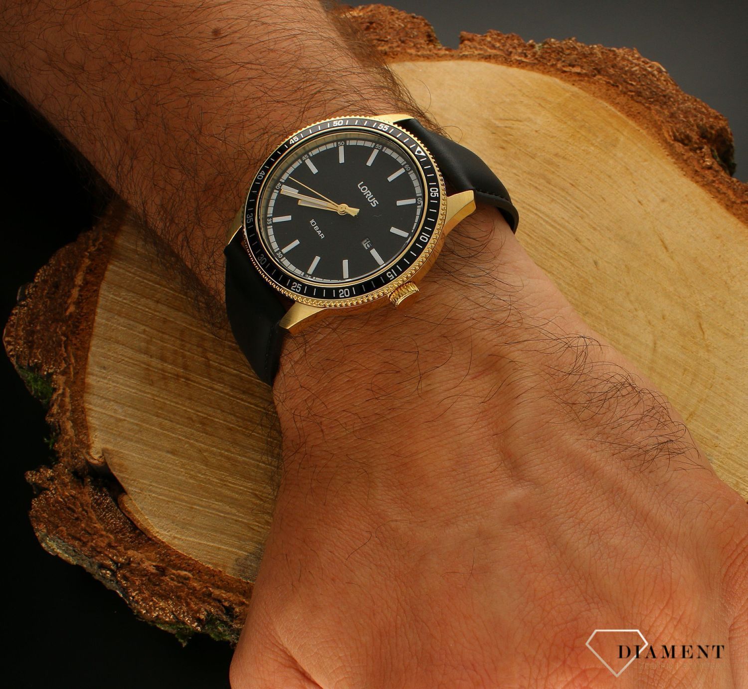 Zegarek męski Lorus Sport RH958MX9. Zegarek męski na pasku. Męski zegarek firmy Lorus. Zegarek sportowy. Idealny zegarek męski Lorus na prezent. Grawer na zegarku..jpg