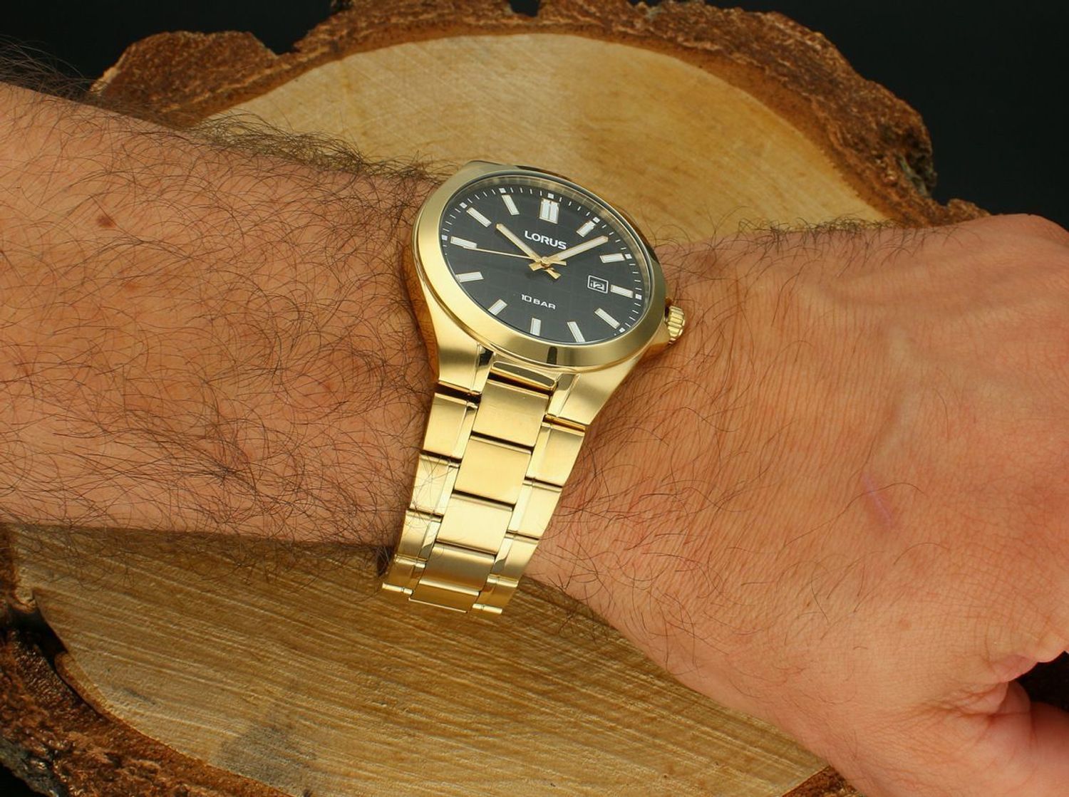 Złoty zegarek męski Lorus RH962QX9 na bransolecie – klasyczny design i japońska precyzja.jpg