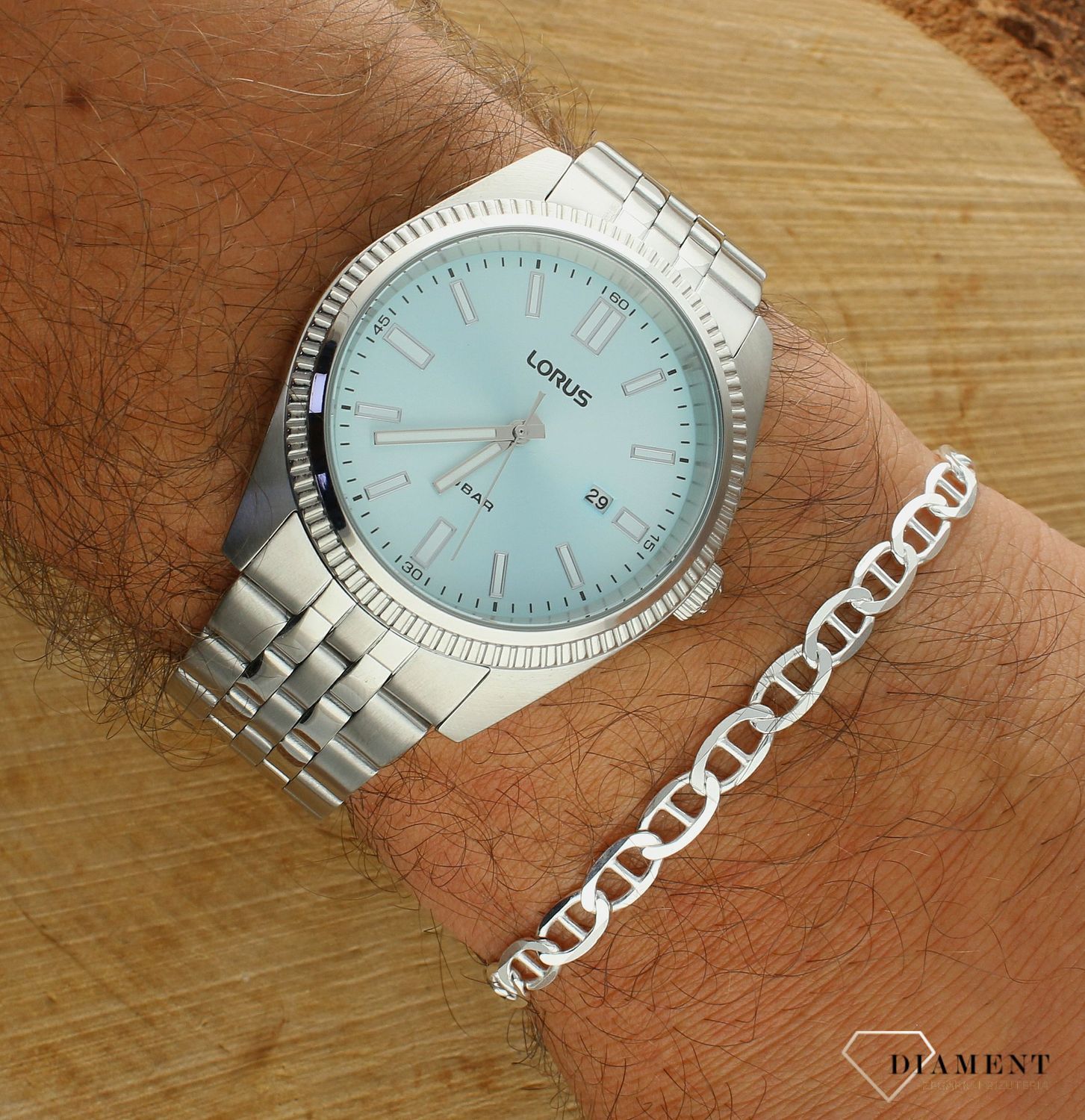 Zegarek męski Lorus z błękitną tarczą RH969QX9.jpg