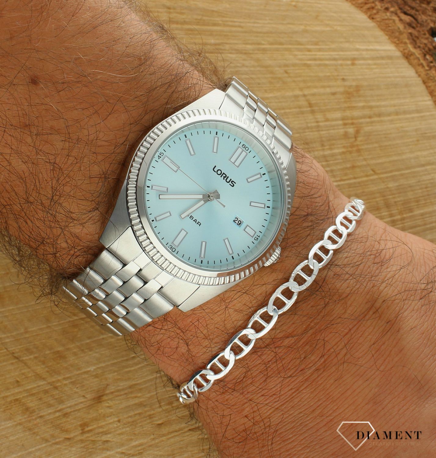 Zegarek męski Lorus z błękitną tarczą RH969QX9.jpg