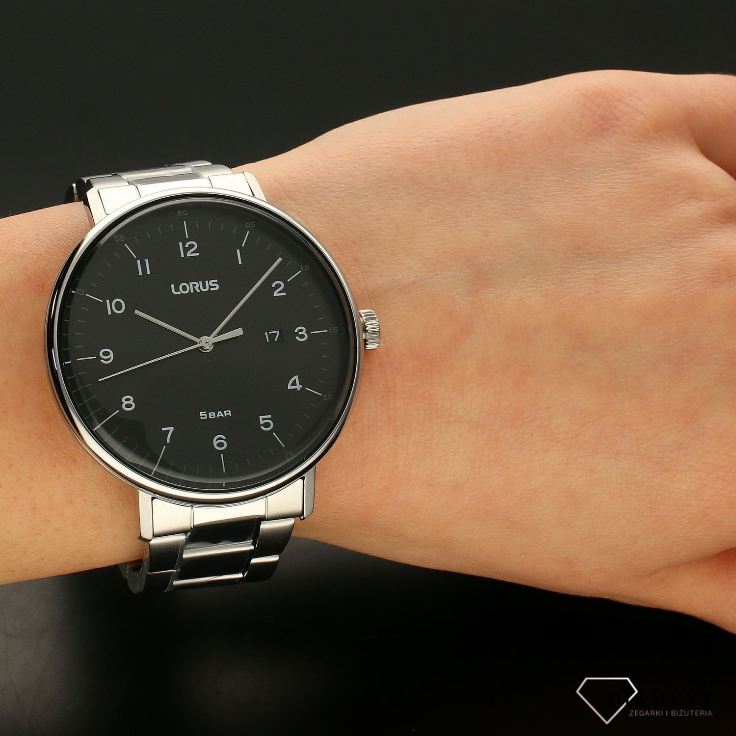 Zegarek męski na bransolecie, klasyczny z czarną tarczą Lorus RH977MX9.wdw.webp