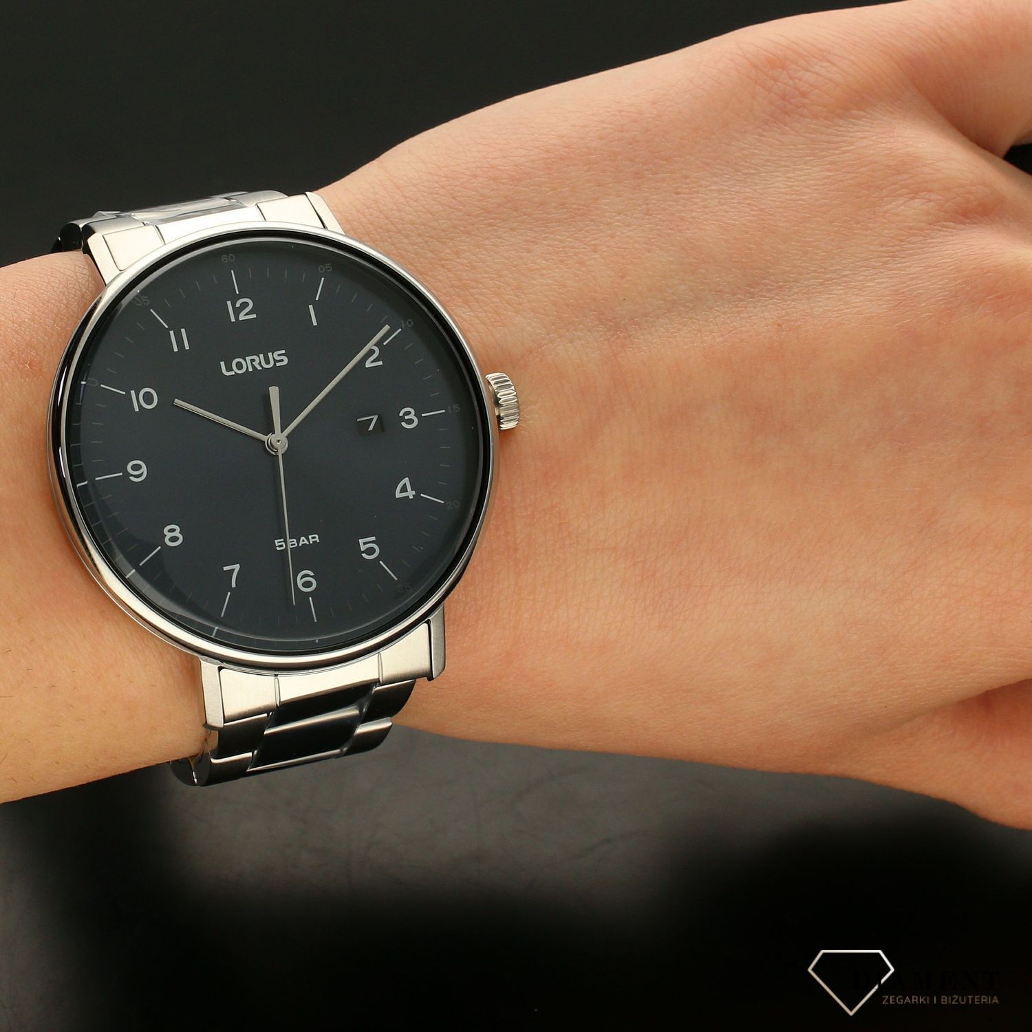 Zegarek męski klasyczny z niebieską tarczą Lorus RH979MX9.webp