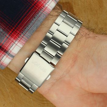 Lorus RL411CX9 to męski zegarek automatyczny z mechanizmem Seiko Epson Y676, niebieską tarczą sunburst, luminescencją, datownikiem day-date oraz wodoszczelnością 100 m. Stalowa koperta i bransoleta, szkło mineralne5.jpg