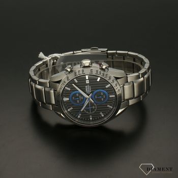 Zegarek męski LORUS Sportowy na bransolecie RM305HX9. Zegarek męski wyposażony w funkcję chronografu pozwala na dokładny pomiar czasu. Zegarek męski z datownikiem (4).jpg