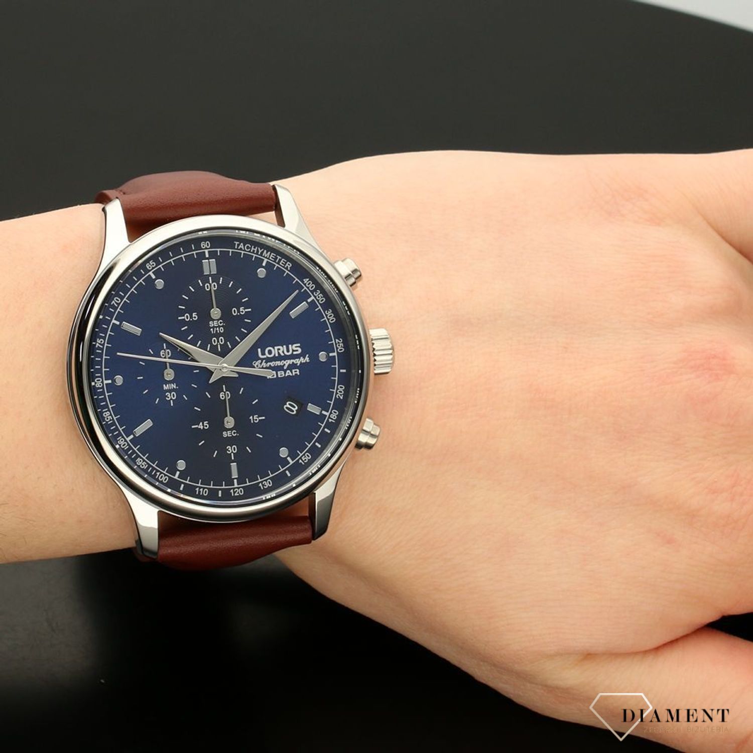 Zegarek męski Lorus Chronograph RM325GX9.jpg