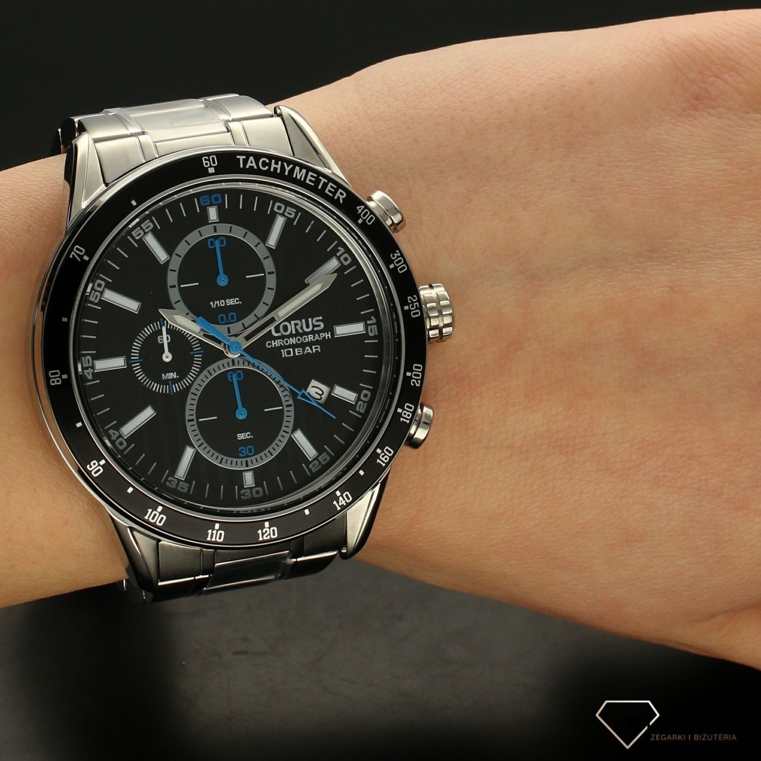 Zegarek męski Lorus na bransolecie 'Sport Chronograph' RM327GX9 ⌚ to męski zegarek✓ Zegarki Lorus ✓Zegarki męskie✓Zegarek męski na brasolecie✓ Autoryzowany sklep✓ Kurier Gratis 24h✓ Gwarancja najniższej c.jpg