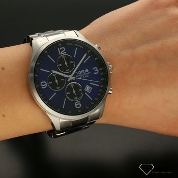 Zegarek męski LORUS Chronograph RM345HX9. Zegarek wyposażony w mechanizm kwarcowy zasilany za pomocą baterii. Zegarek męski w srebrnej kolorystyce z piękną niebieską tarczą (1).jpg