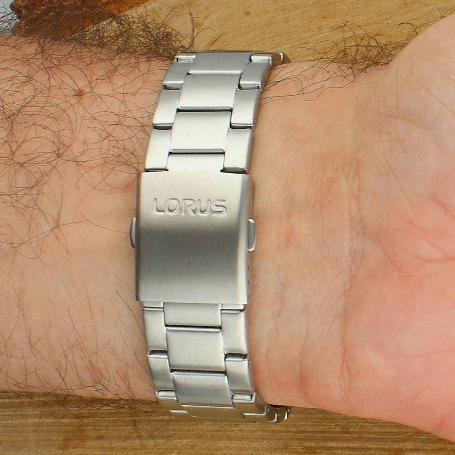 Zegarek męski Lorus Sports Chronograph RM393JX9.jpg