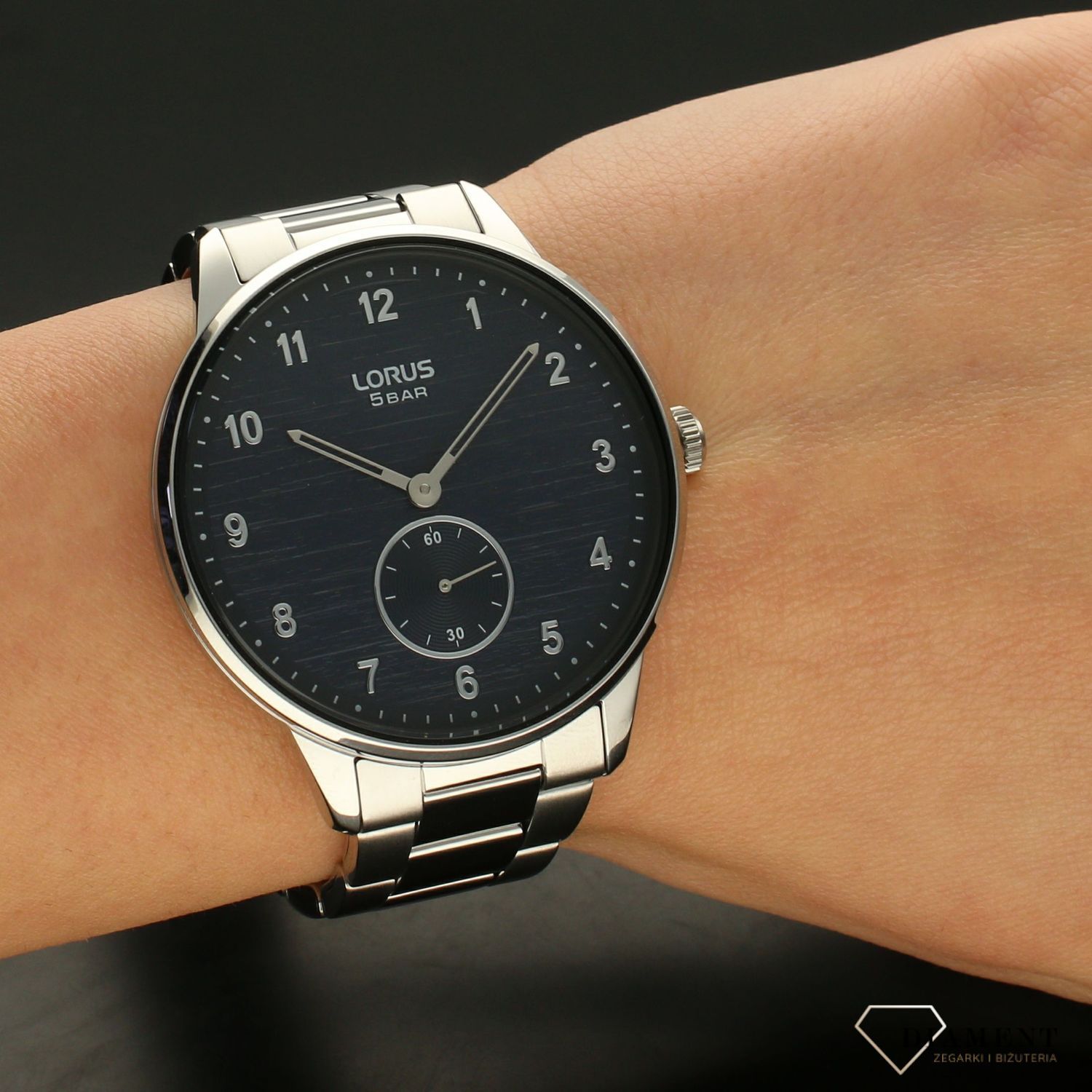 Zegarek męski na bransolecie Lorus RW401AX9.jpg
