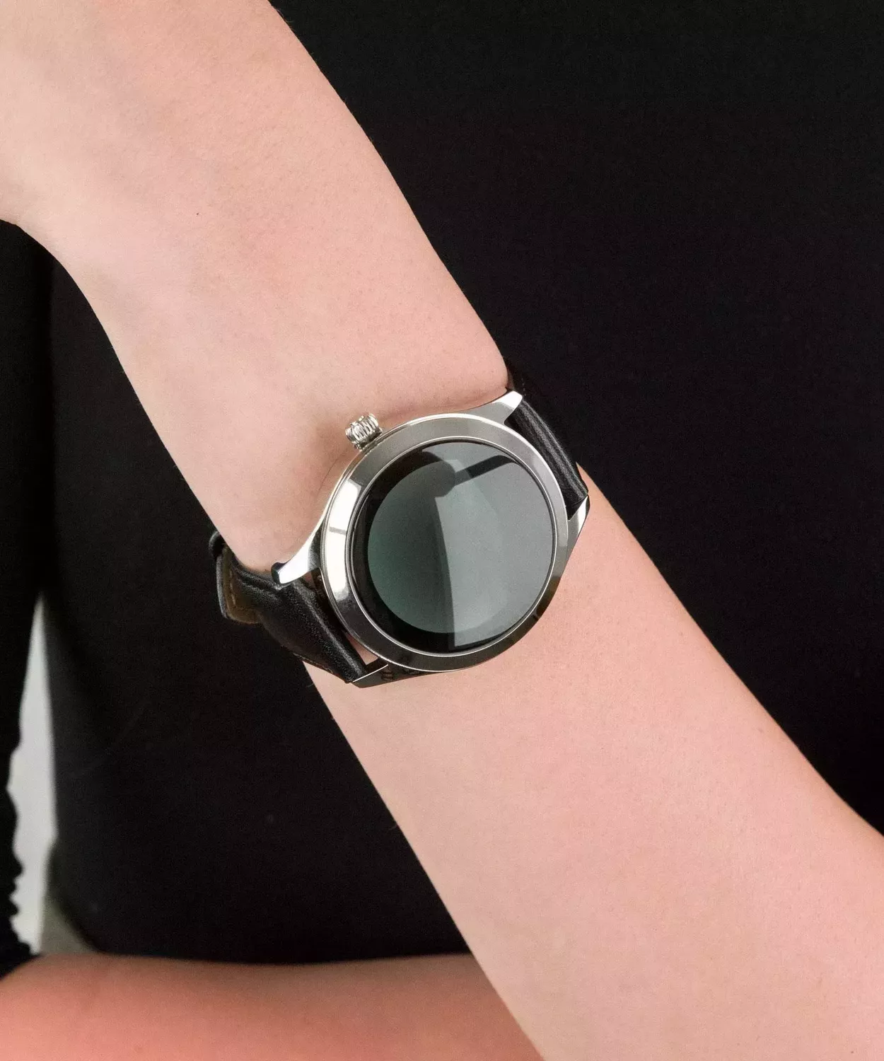 Smartwatch Rubicon 'Black buterfly' RNAE36SIBX05AX (5).jpg