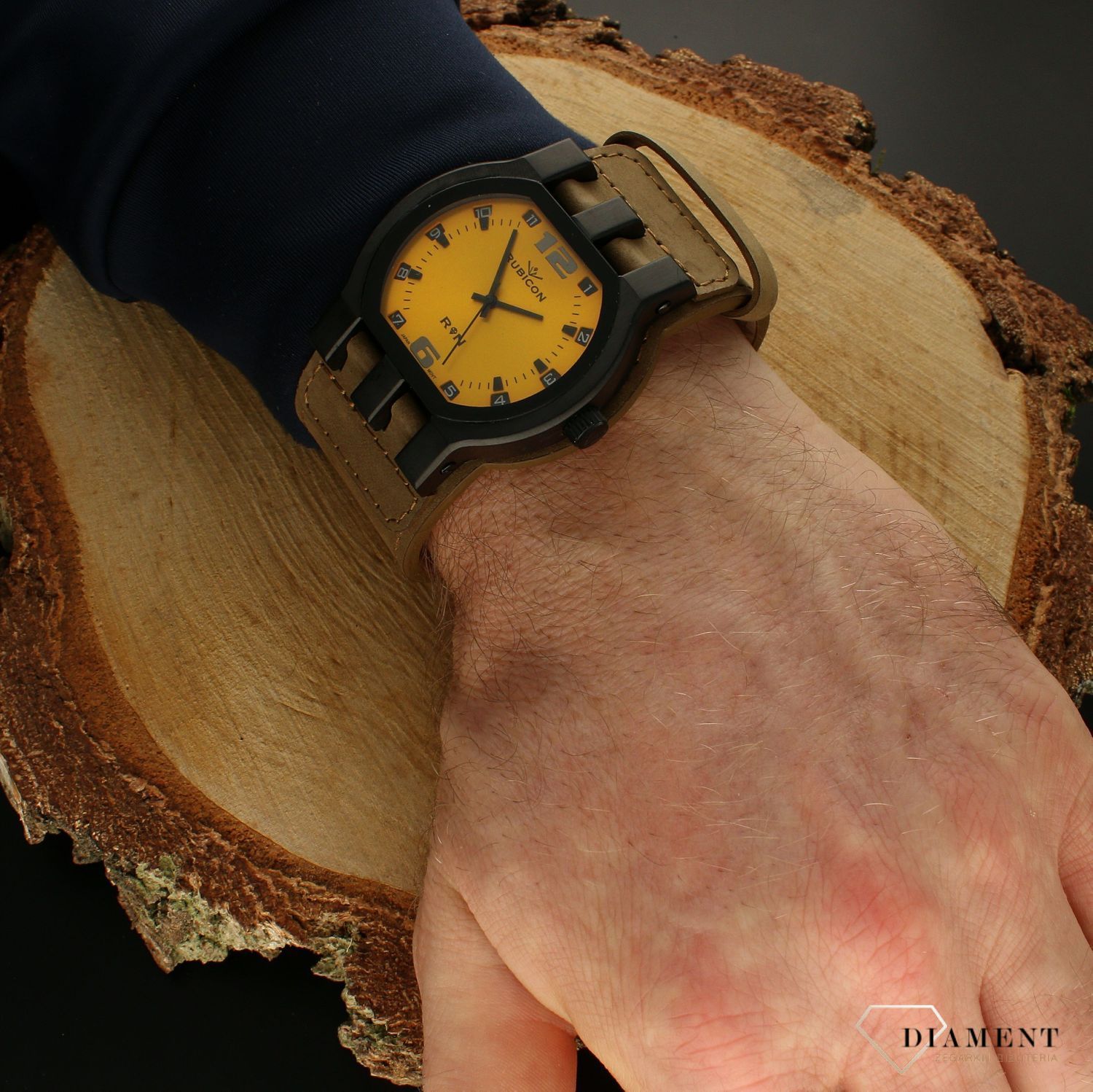 Zegarek męski na skórzanym szerokim pasku Rubicon RNCC88 (2).jpg