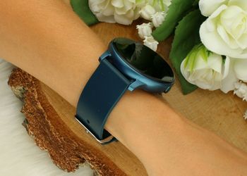 Zegarek męski Rubicon Smartwatch niebieski RNCE40DIBX01AX bok.jpg