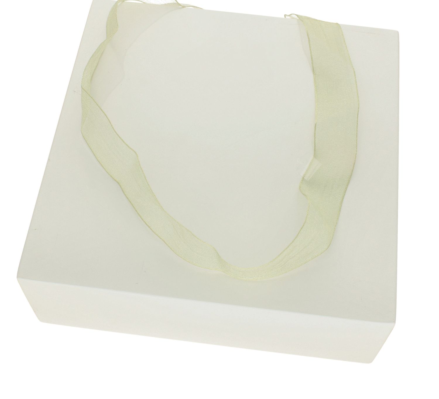 Naszyjnik seledynowa Wstążka RNS10-2. Naszyjnik wstążka. Naszyjnik seledynowy. Naszyjnik zielony wstążka. Naszyjnik damski choker. Naszyjnik typu choker na szyje. Naszyjnik damski, młodzieżowy. Naszyjnik .jpg