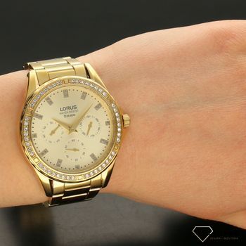 Piękny zegarek damski w kolorze złotym. Zegarek damski z dodatkowymi tarczami, nadaję świetnego wyglądu. Zegarek damski na bransolecie stalowej (1).jpg