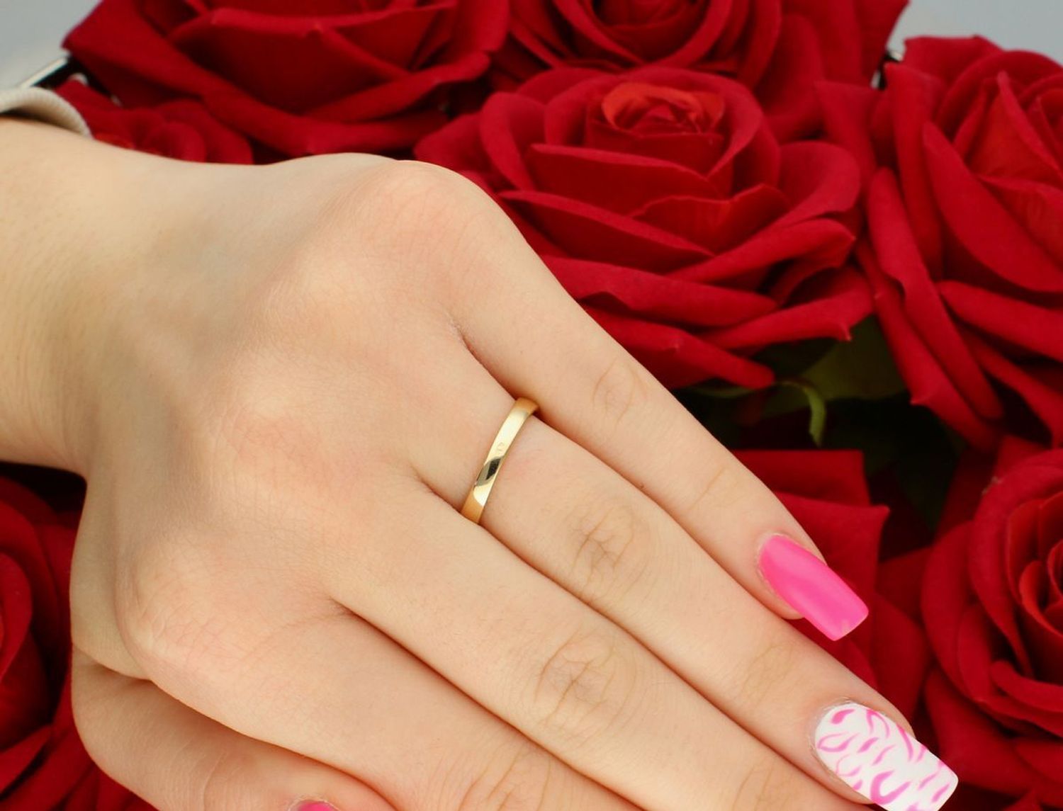 Złoty pierścionek obrączkowy z diamentami 0,07ct GHSI – RR55662Y, rozmiar 14, próba 585.jpg