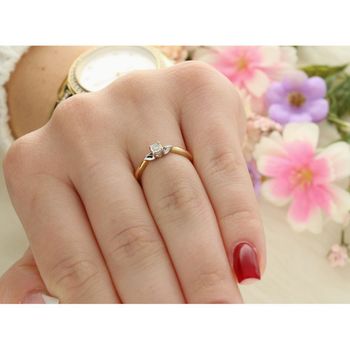 Złoty pierścionek damski 585 Subtelny pierścionek z Diamentem o ciekawej oprawie 0.05 ct   Pierścionek z żółtego 14 karatowego złota z Diamentem, idealny prezent dla każdej kobiety. Pierścionek3.jpg