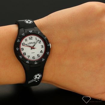 Zegarek dla chłopca Lorus 'Czarny pasek z piłką' RRX45GX9 ✅ Zegarek dla chłopca z czarnym paskiem oraz kopertą. ✅ (1).jpg