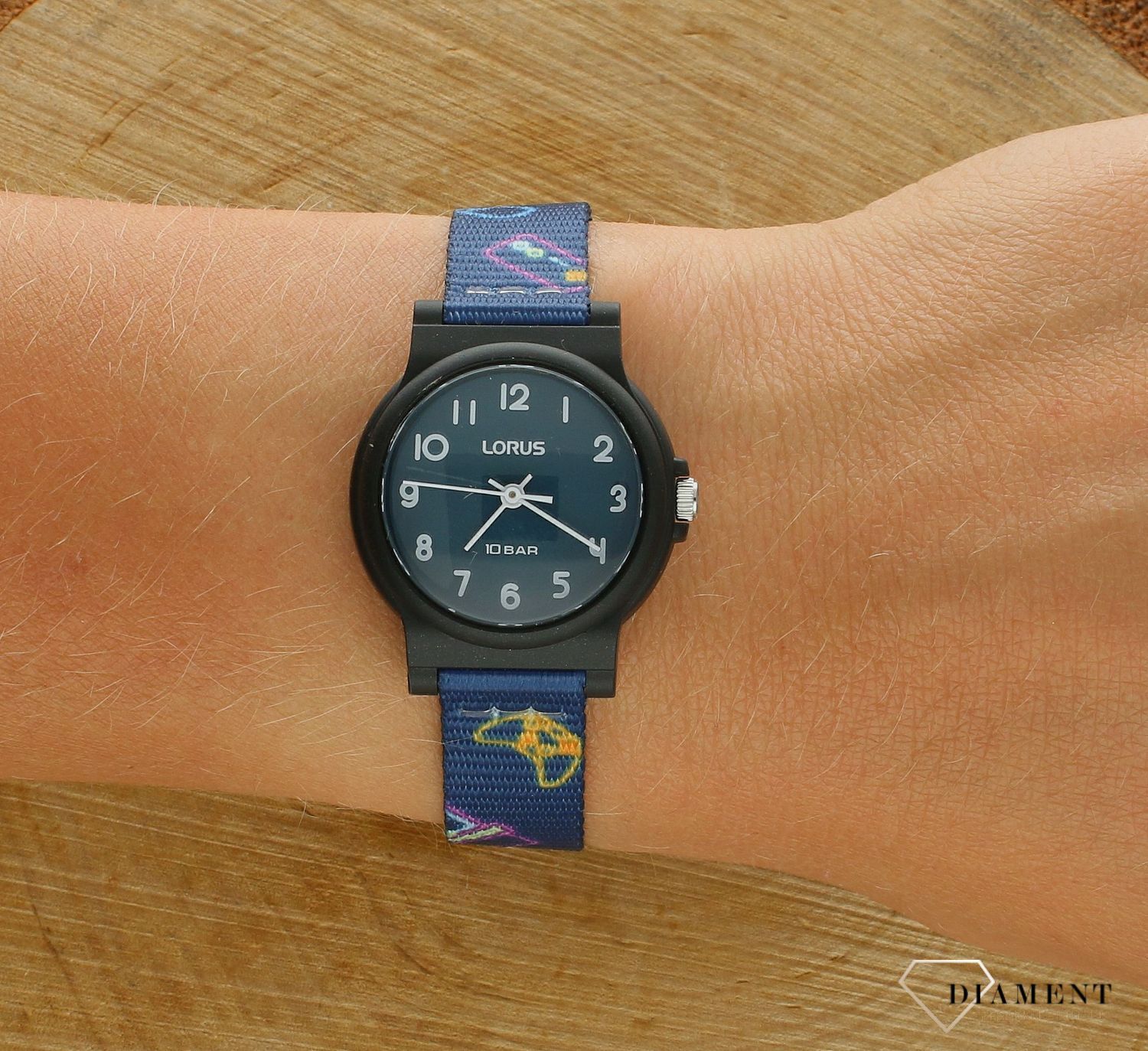 Zegarek dla chłopca Lorus granatowy RRX45JX9 dla gracza.jpg