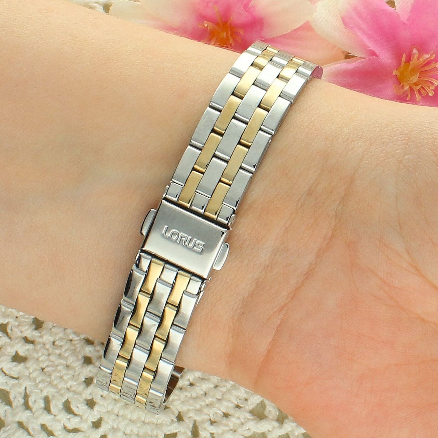 Lorus RRX73JX9 damski zegarek bicolor srebrno-złoty – prostokątny klasyczny.jpg