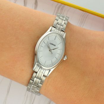 Zegarek damski Lorus owalny srebrny 22 mm na stalowej bransolecie lorus.jpg