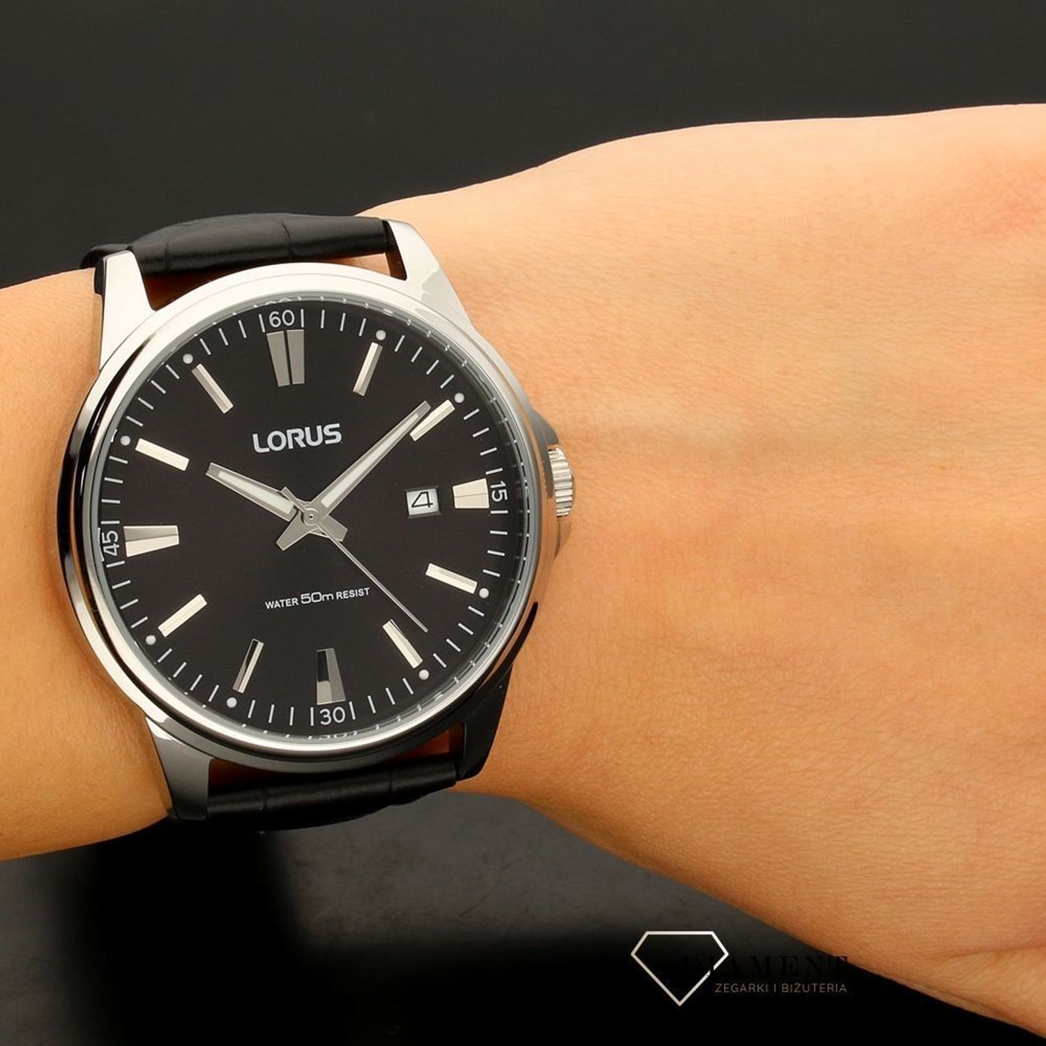 Męski zegarek Lorus Classic RS921AX9.jpg
