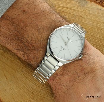 Zegarek męski Lorus z szafirowym szkłem RS949DX9.jpg