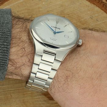 Lorus RS979DX9 Classic – elegancki zegarek męski kwarcowy na bransolecie stalowej stal.jpg