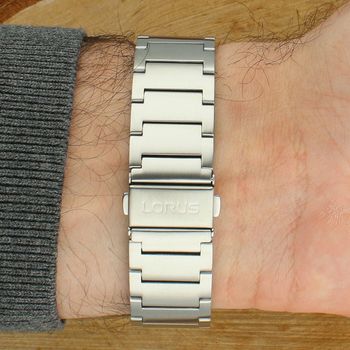 Zegarek męski Lorus RS985DX9 Classic – niebieska tarcza, stalowa bransoleta, datownik zapięcie.jpg