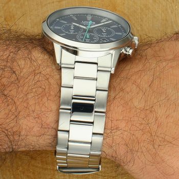 Zegarek męski Lorus Sport Chronograph RT311LX9 kwarcowy z niebieską tarczą i stalową bransoletą męski.jpg