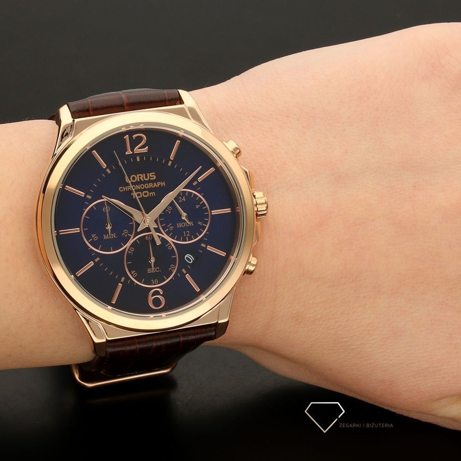 Zegarek męski Lorus Chronograph RT320HX9.jpg