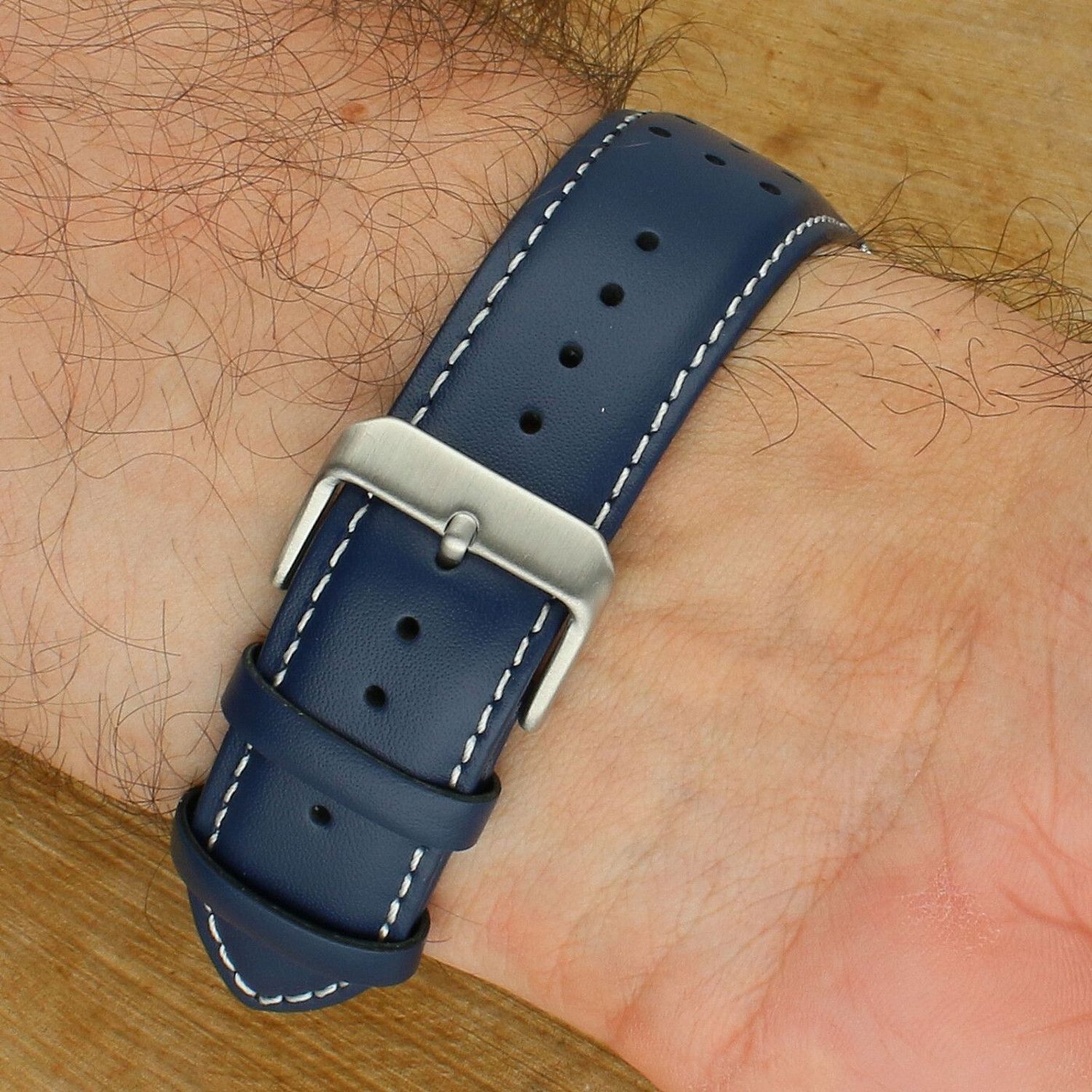 Lorus RT327LX9 zegarek męski z chronografem i grawerem gratis sportowy.jpg