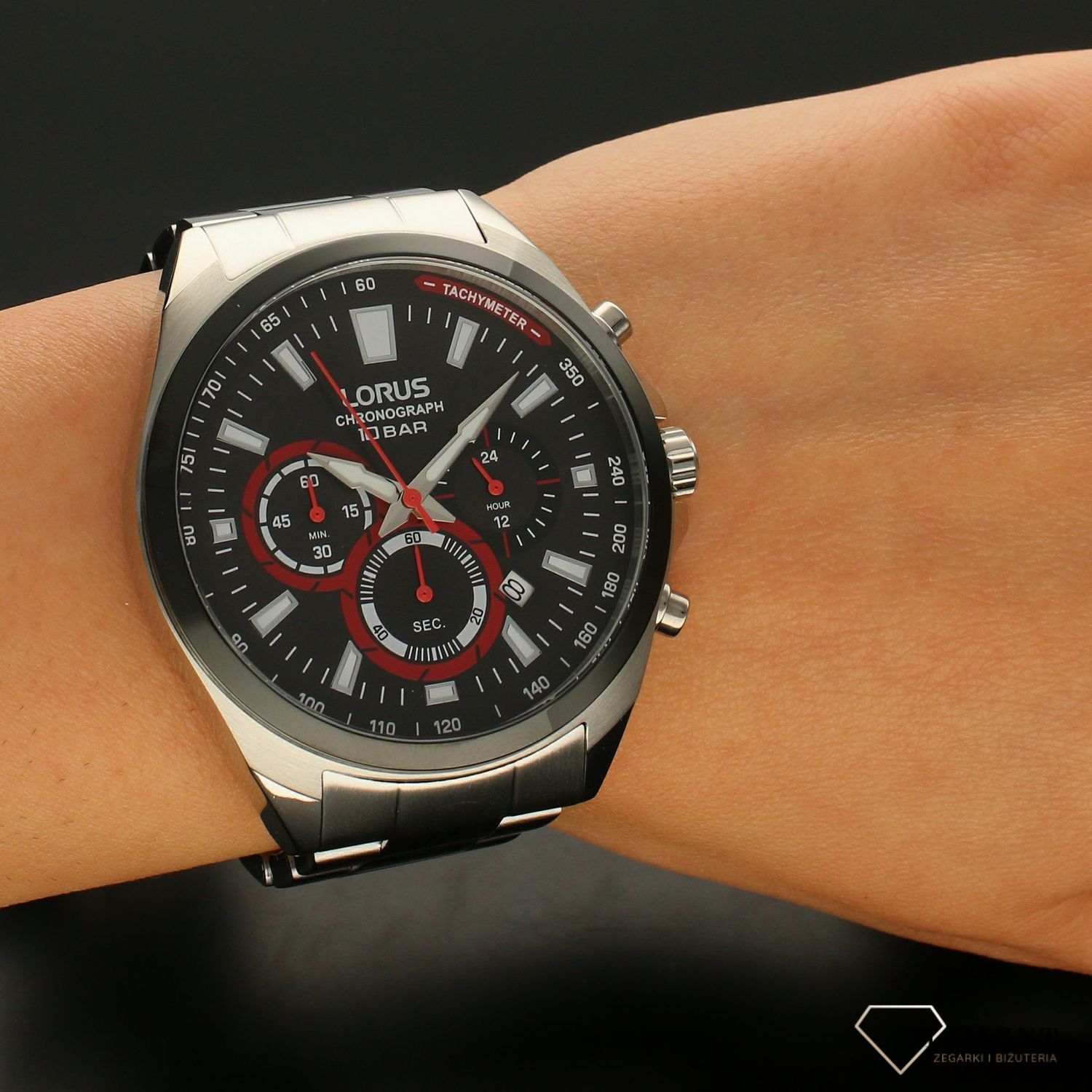 Zegarek męski na bransolecie Lorus RT379HX9.jpg