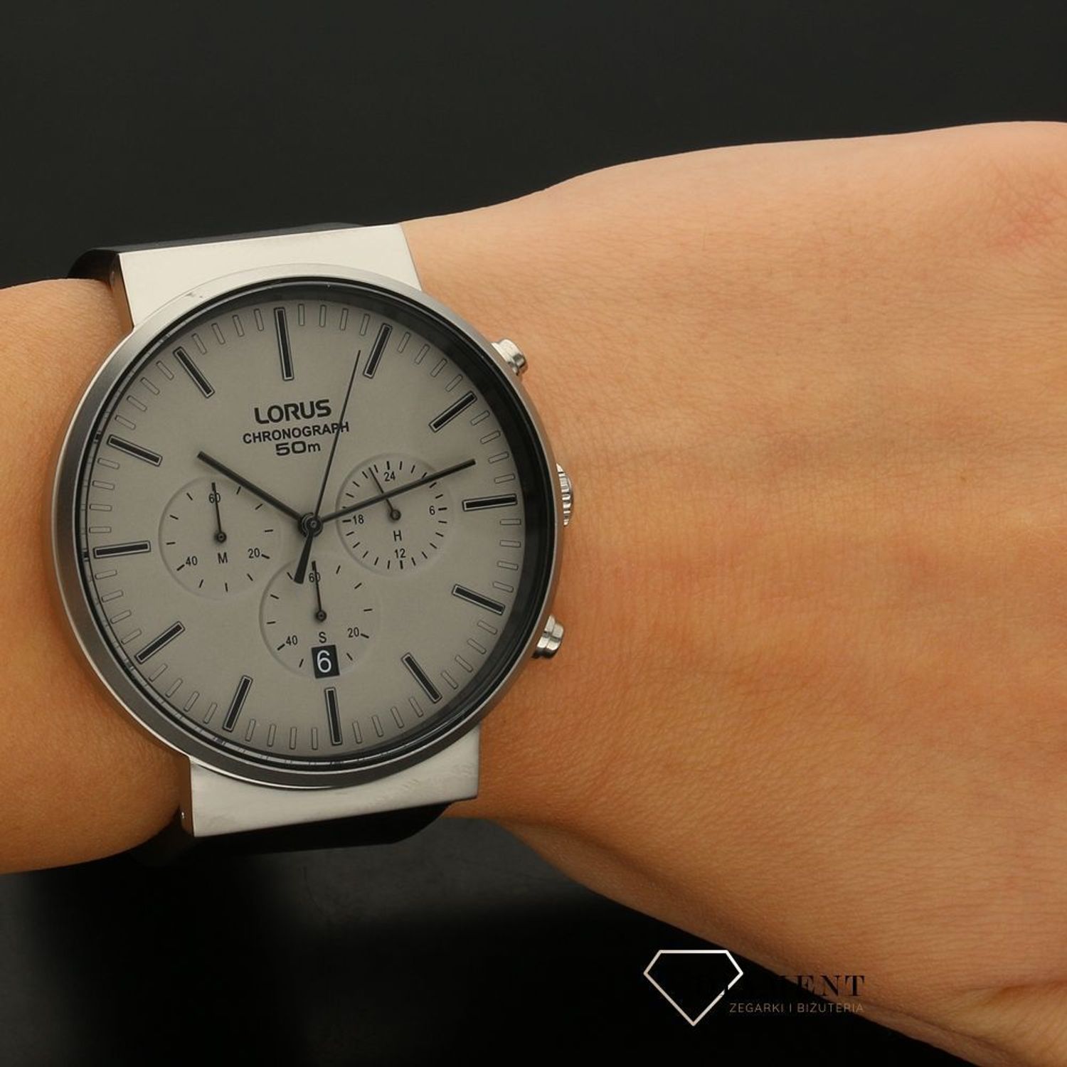 Zegarek męski Lorus Chronograph RT381GX9.jpg