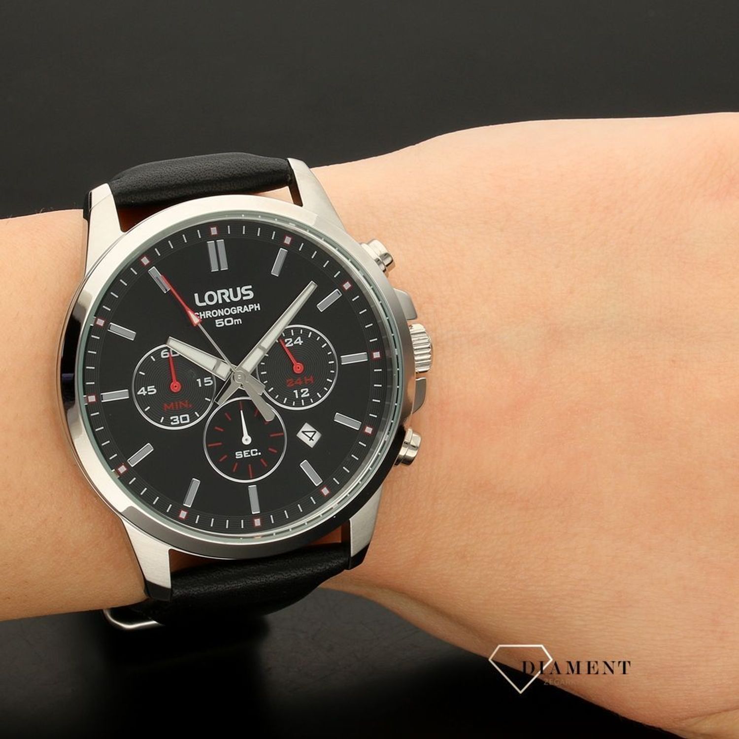 Zegarek męski Lorus Chronograph RT383GX8.jpg