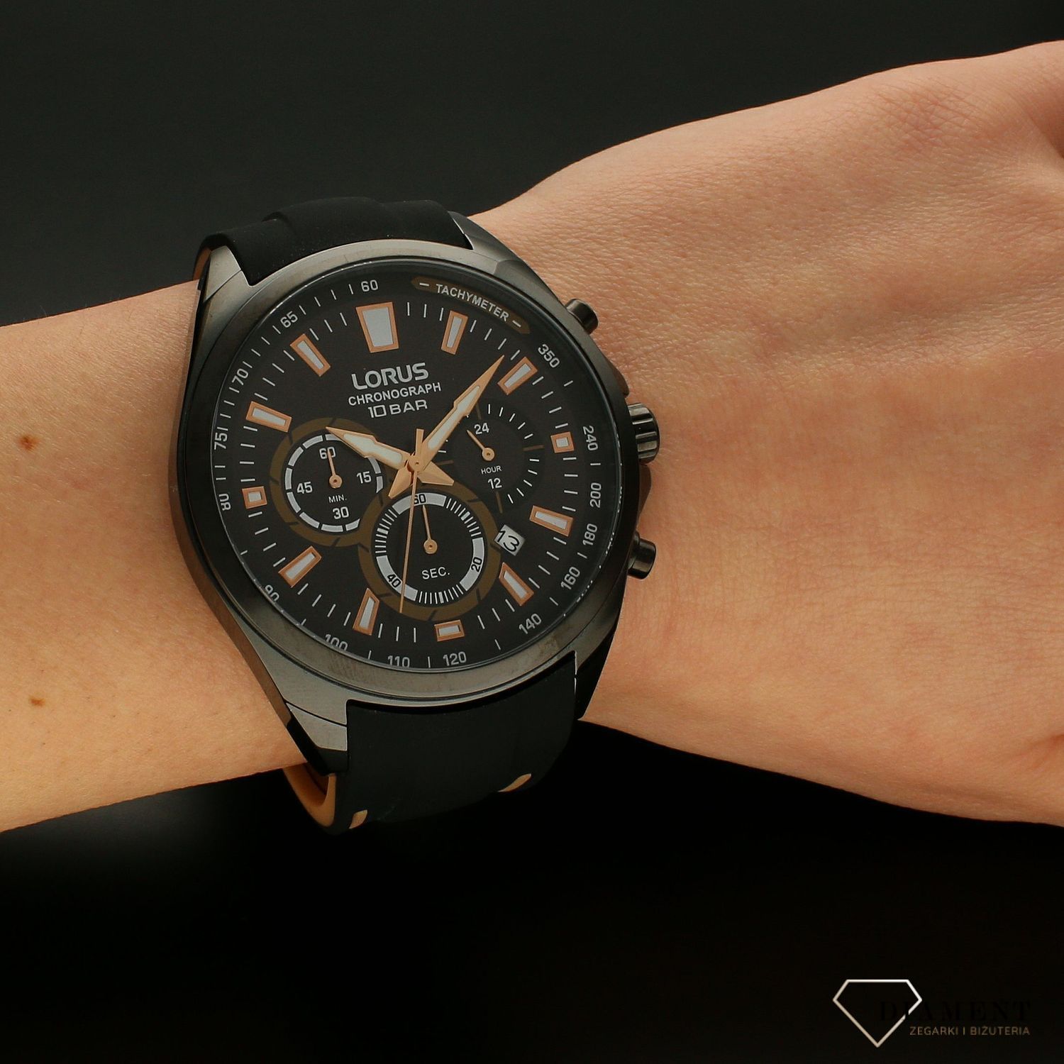 Zegarek męski sportowy z chronografem Lorus RT383HX9.jpg