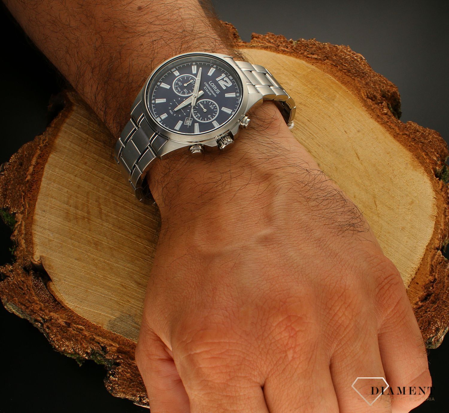 Zegarek męski Lorus Chronograph RT383JX9.jpg