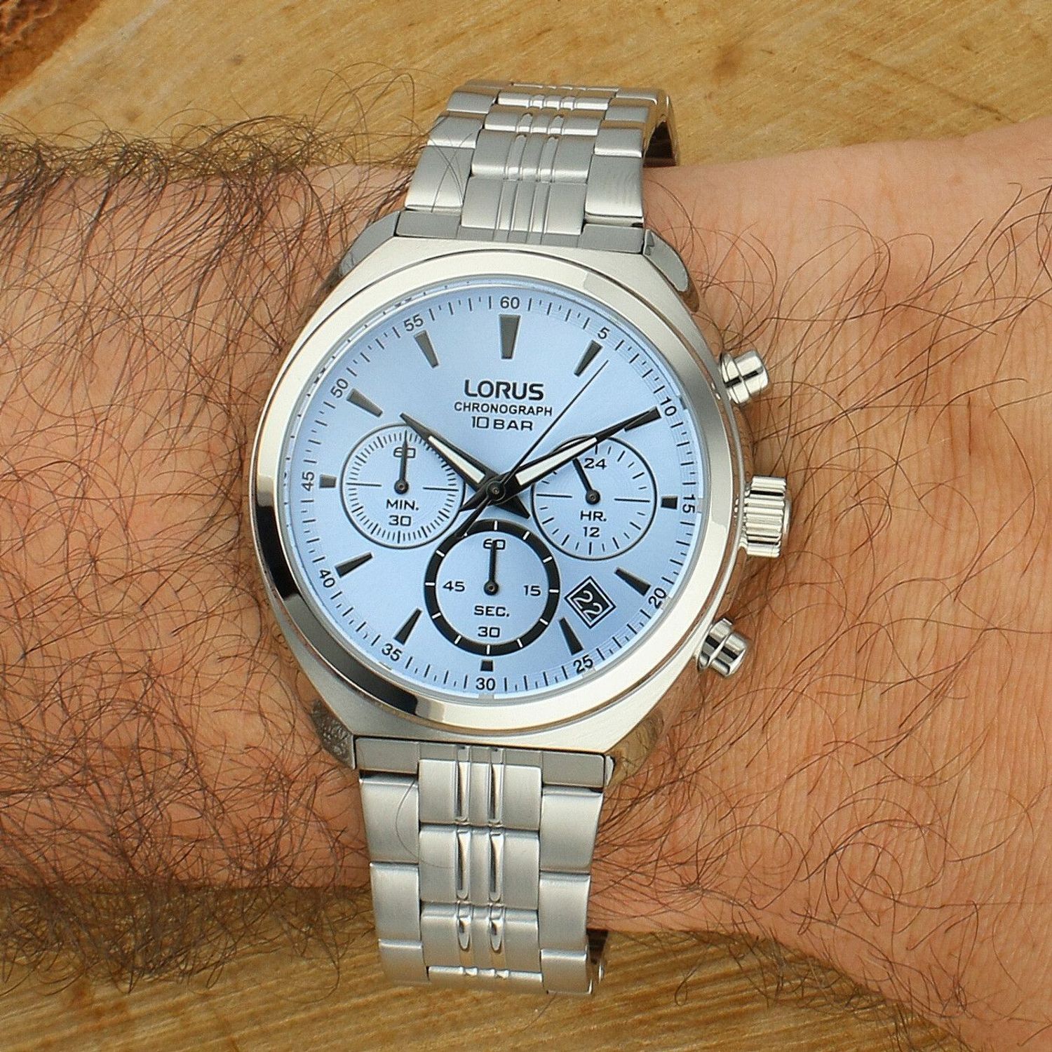 Zegarek męski Lorus Chronograph RT385KX9 niebieska tarcza.jpg
