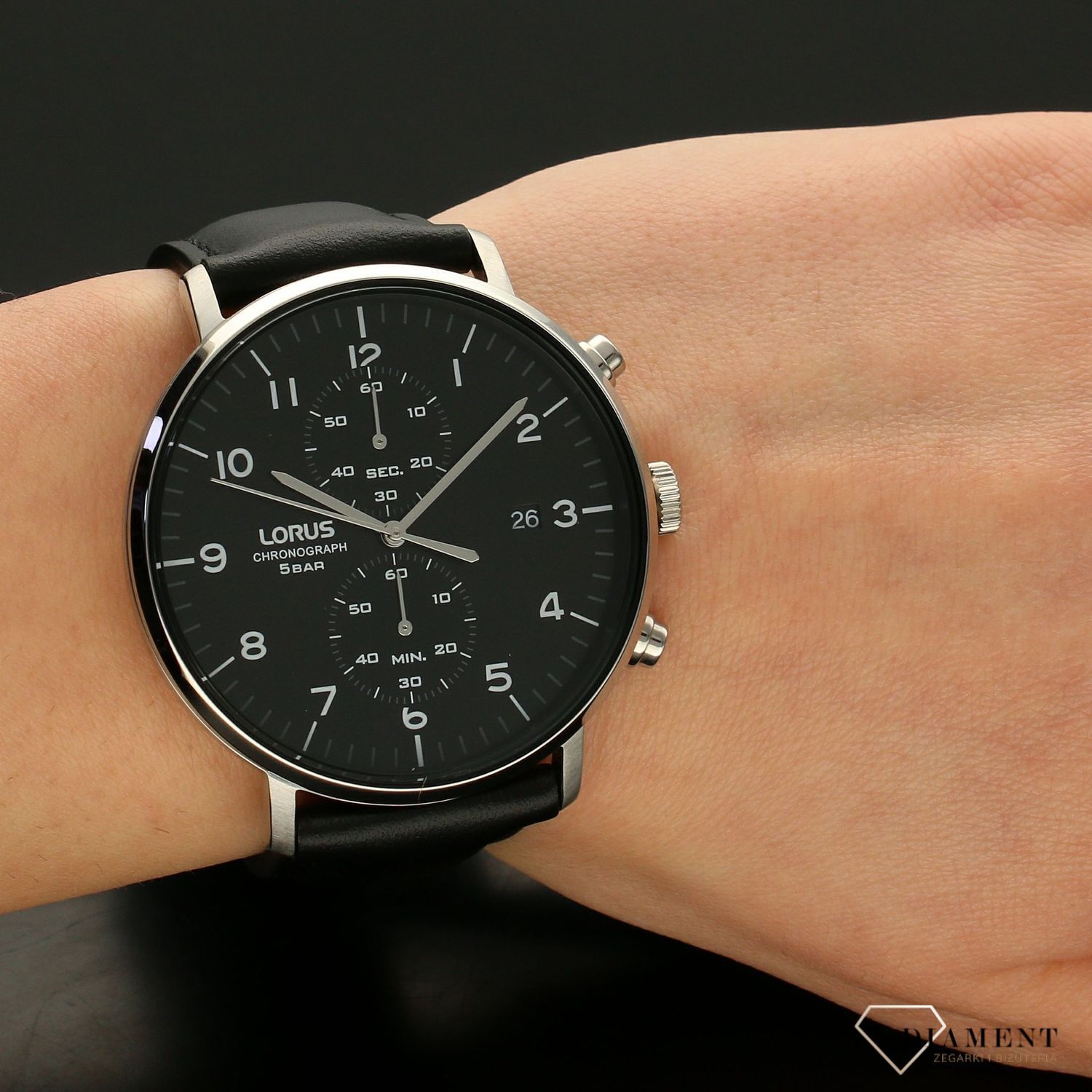 Zegarek męski na czarnym pasku LORUS RW409AX9.jpg