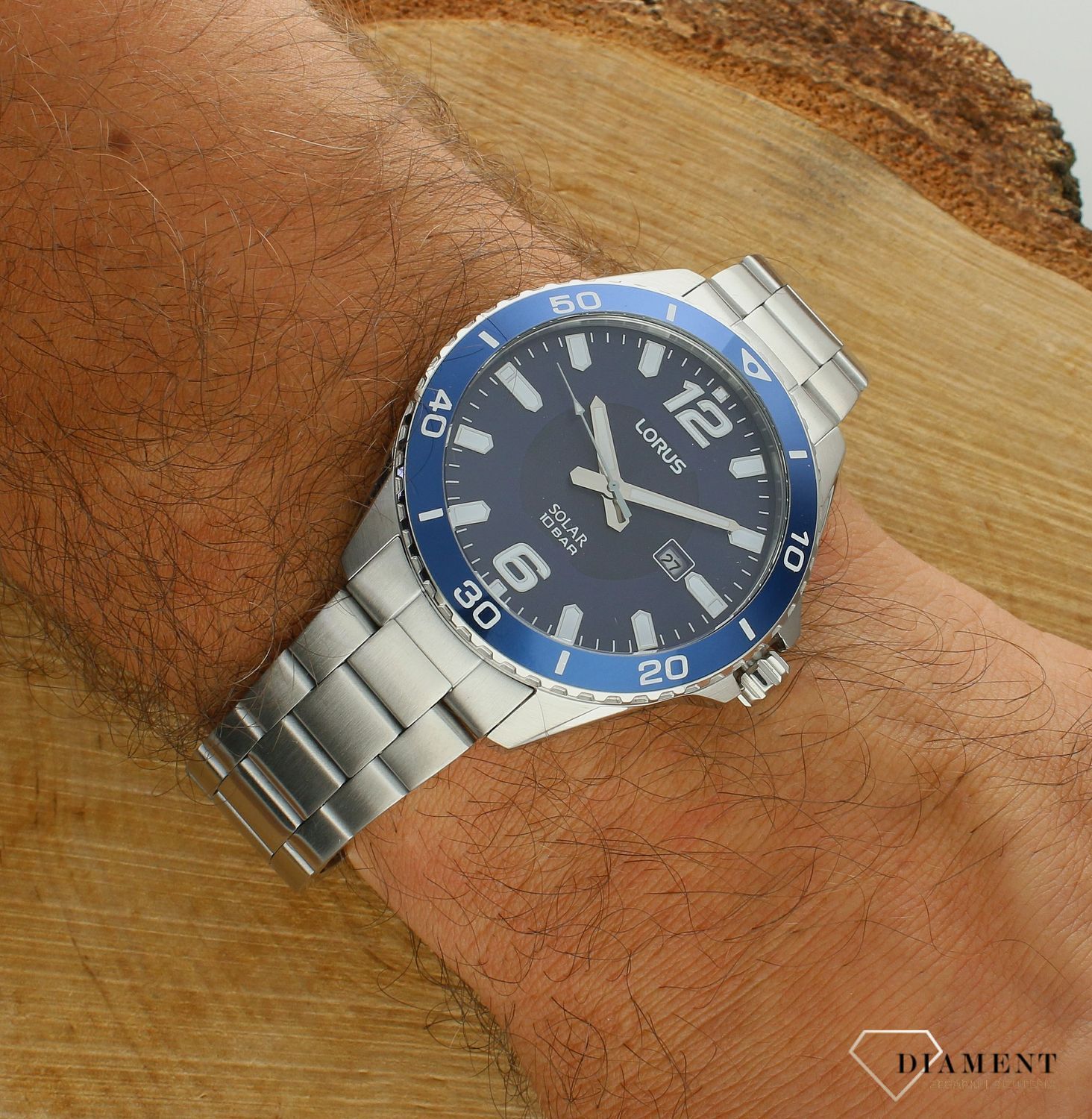 Zegarek męski Lorus Solar Classic RX361AX9. Zegarek męski Lorus. Zegarek męski na bransolecie. Męski zegarek solarny. Męski zegarek Lorus na prezent..jpg