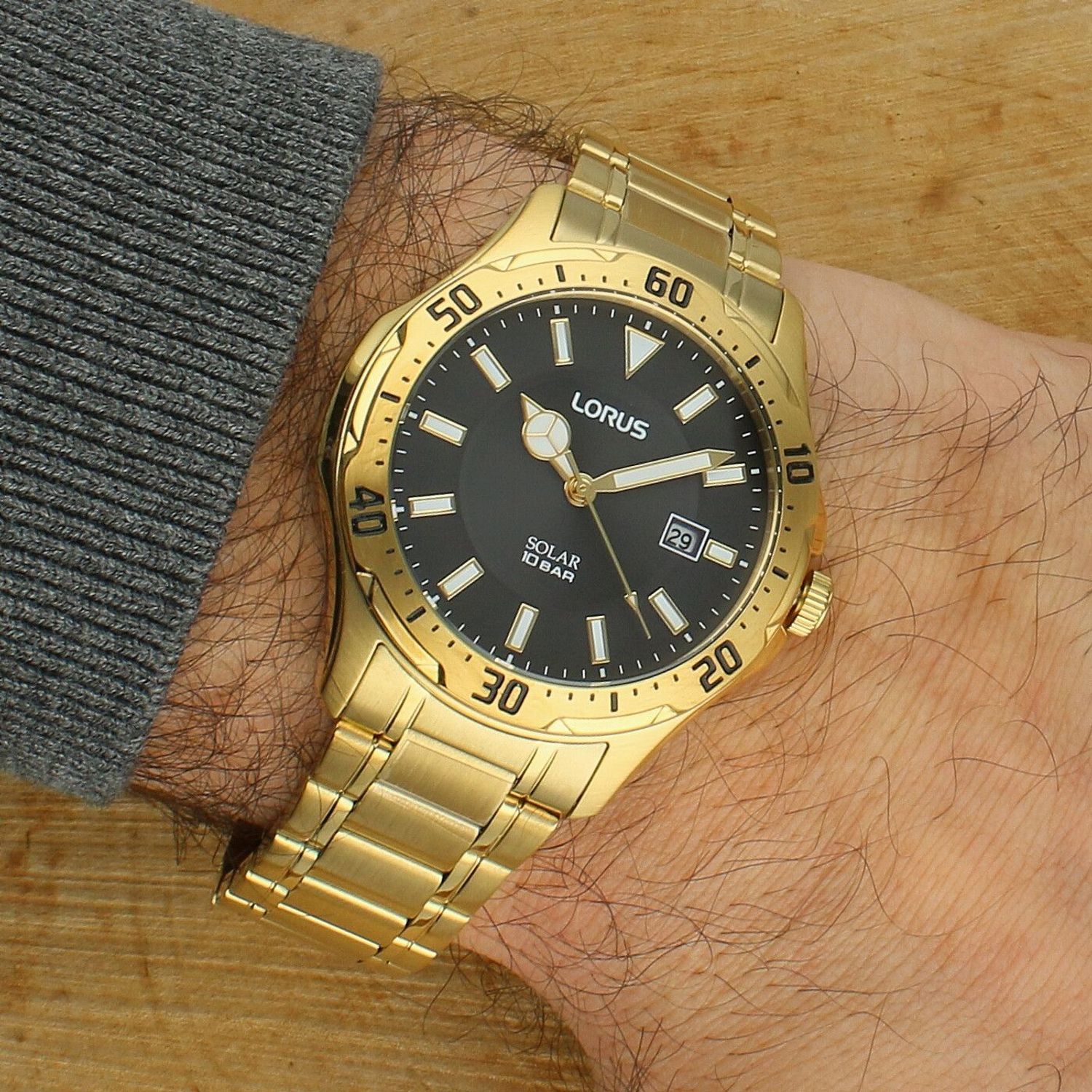 Lorus RX398AX9 Solar – zegarek męski złoty 100m.jpg