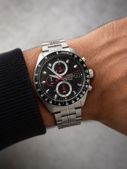 Zegarek męski Lorus Sports Solar Chronograph RZ615AX9 – solarny, tachymetr, 100M srebrny.jpg