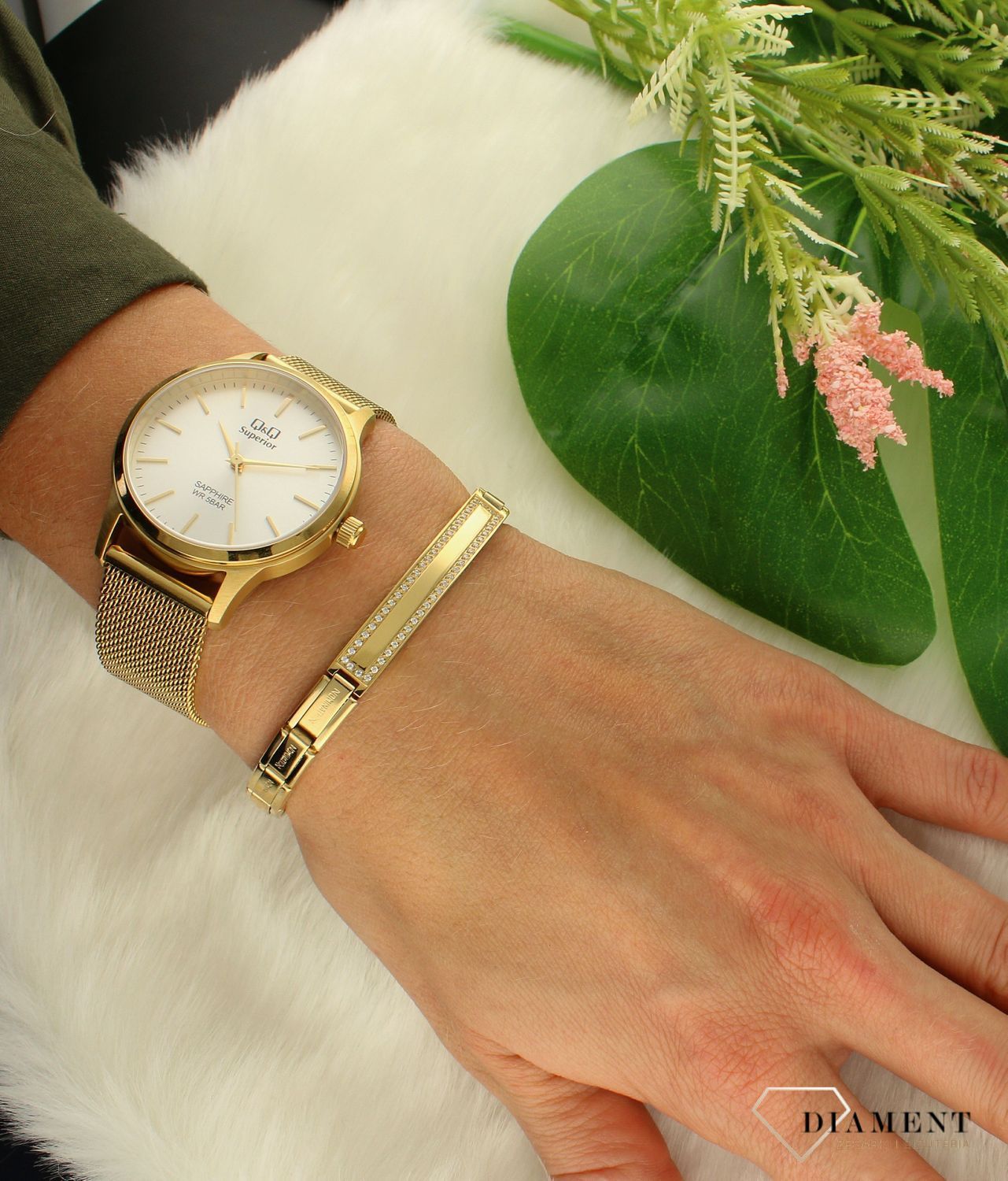 Zegarek męski na złotej bransolecie QQ Superior S03A-006P.webp