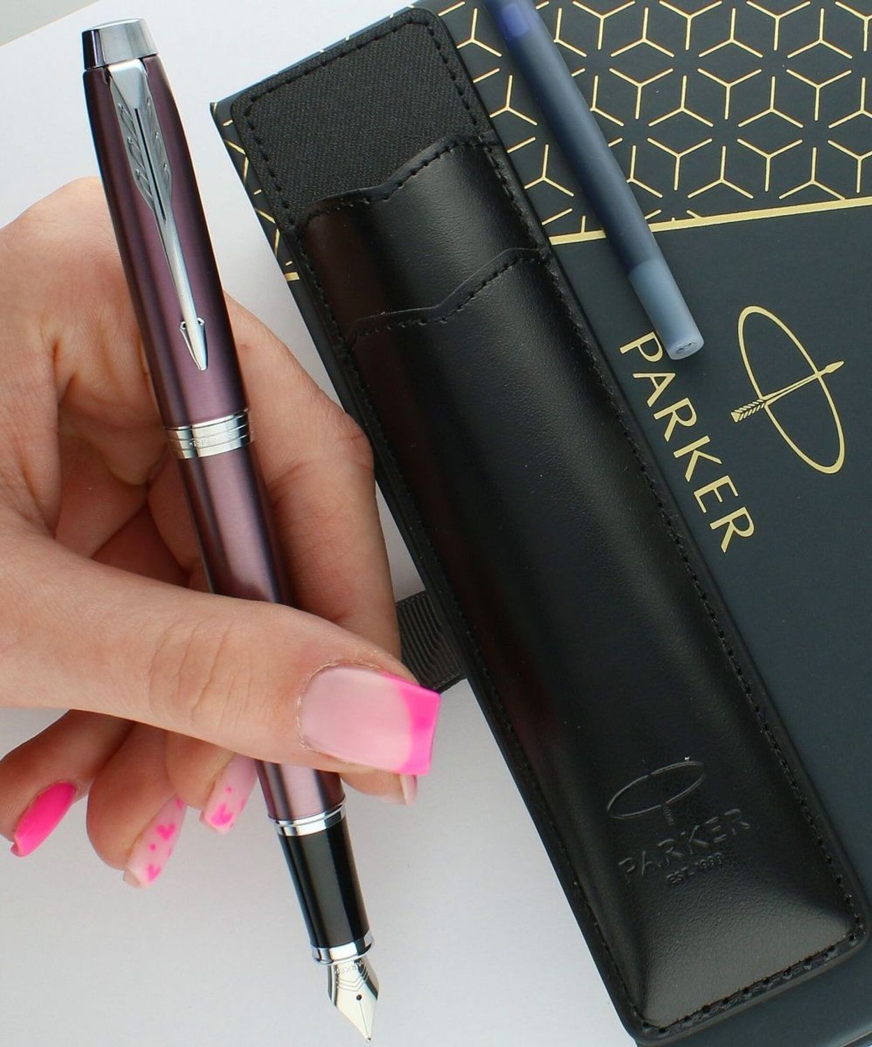 Parker Sonnet Fioletowa Stalówka pióro wieczne z etui.jpg