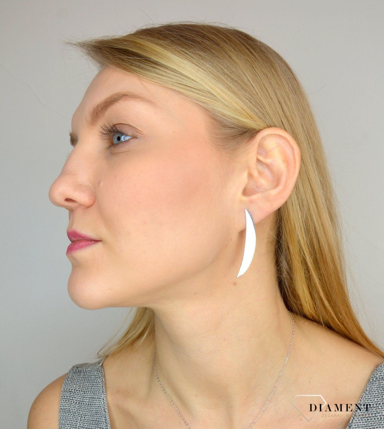 Kolczyki blaszki sztyft gładkie srebrne S2000000-020. Efektowne kolczyki. Gładka powierzchnia pięknie odbija światło. Idealne na prezent.1.JPG