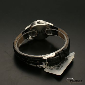 Zegarek damski na pasku stalowej z czytelną tarczą i cyframi QQ  Superior S281-314 ⌚ Zegarki damskie z bransoletą (4).jpg