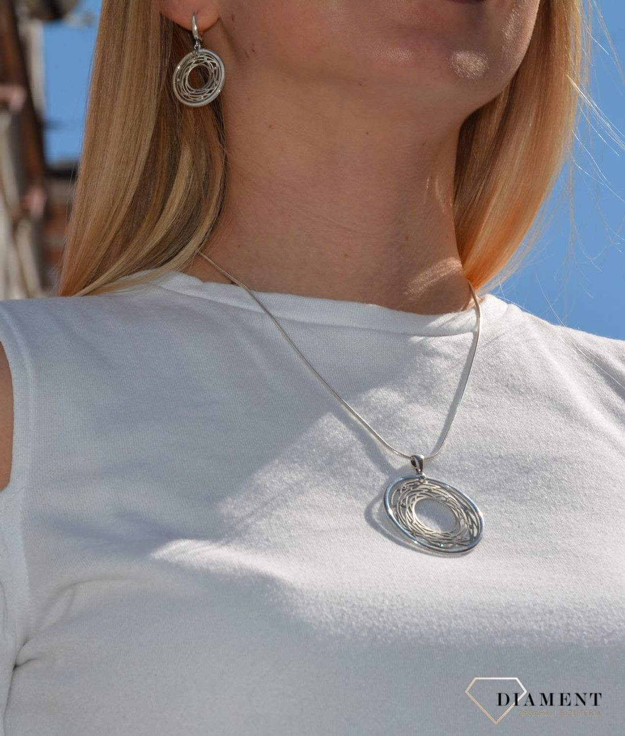 Kolczyki srebrne damskie   ✓Kolczyki koła ✓ Srebrne kolczyki w sklepie zegarki-diament.pl✓ Autoryzowany sklep✓ Gwarancja najniższej ceny.jpg